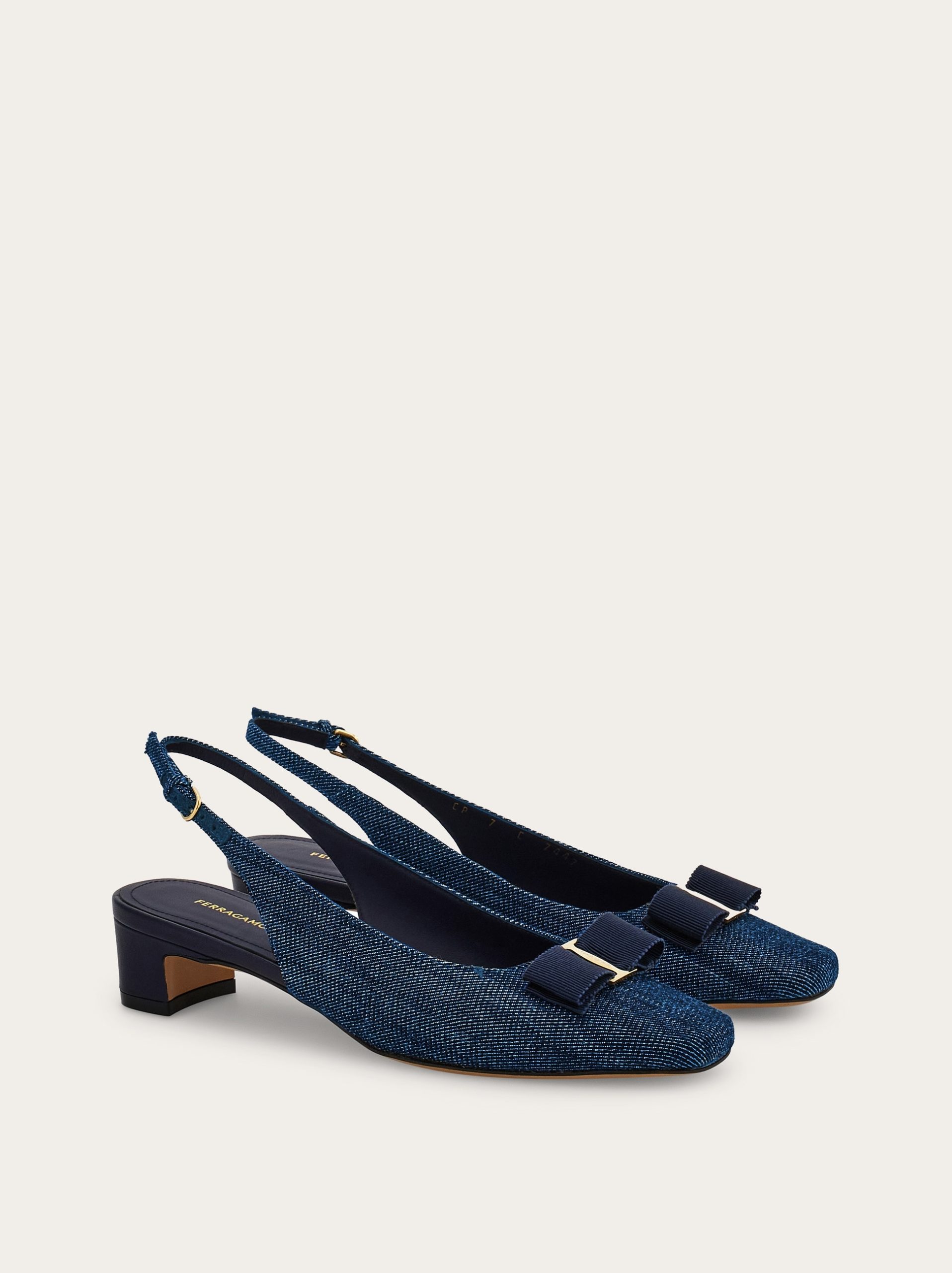 Ferragamo Iconic bow slingback - Image 6